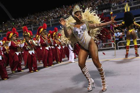 Baile Color Y Música Brasil Vibró Al Ritmo Del Samba En Su Primer Día De Carnaval Hchtv