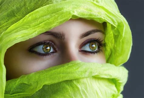Green Eyes Green Veils Women Wallpapers Hd Desktop And Mobile
