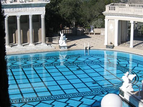 10 Spectacular Swimming Pools Around The World Stylecaster