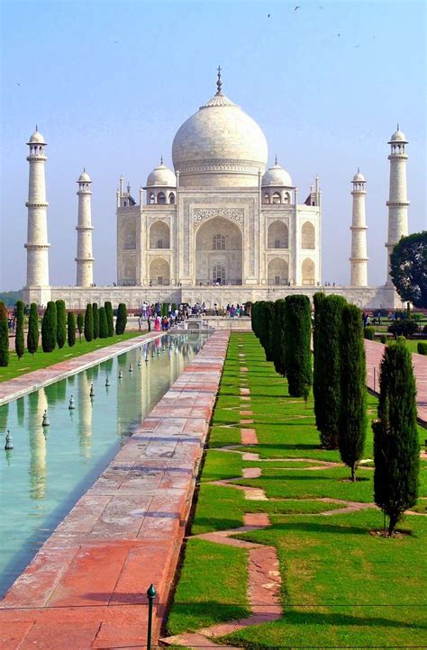 7 Must Visit Historical Places In India India Travel Beautiful