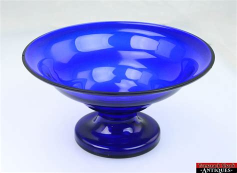 9 1 2 Footed Cobalt Blue Art Glass Centerpiece Bowl Etsy Glass Centerpieces Glass Art