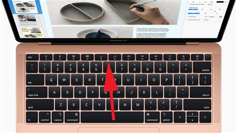 On the keyboard, press the increase brightness key or the decrease brightness key. Cómo desactivar la luz del teclado del MacBook - Macworld ...
