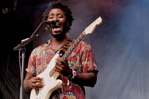 Изучайте релизы kele okereke на discogs. Kele Okereke (Bloc Party) anuncia álbum solo e mostra ...