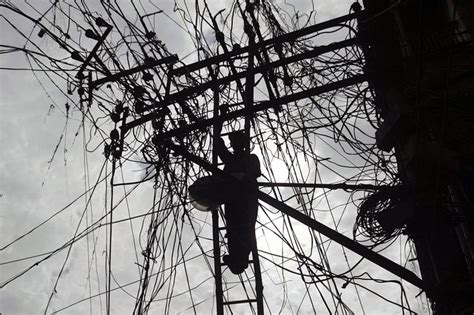 Currently in the state of texas the price of residential electricity approximately is 14.9 cents per kwh. Power Theft in India -- Photos - WSJ