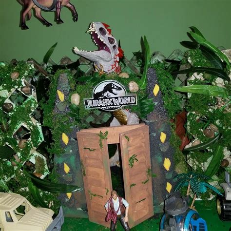 Pin By Erika J On Diy Jurassic World Gate And Fence Made By Yours