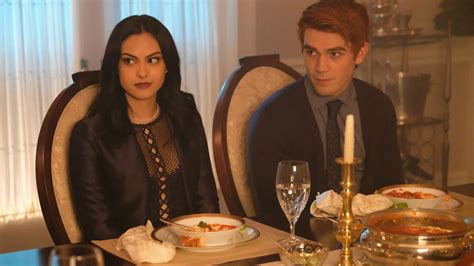 This Riverdale Sex Scene Is So Weird And We Need To Talk About It Glamour
