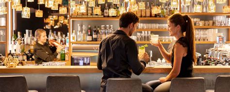 Bar And Lounge Von Wein Bis Gin Den Tagesausklang Erleben