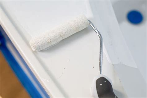 How To Refinish A Bathtub With A Diy Kit 11 Easy Steps