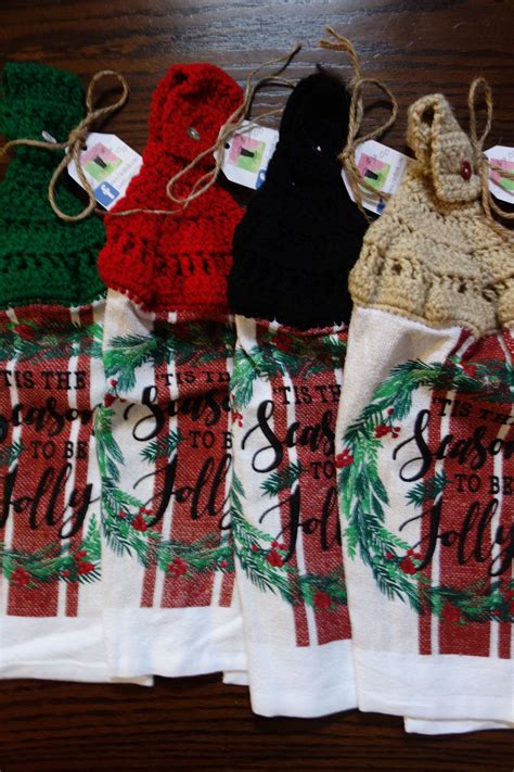 Christmas Gifts Christmas Decor Hand Towels Hand Towels for | Etsy | Christmas hand towels, Hand 