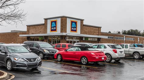 The Major Way Inflation Is Impacting Aldi S Bottom Line