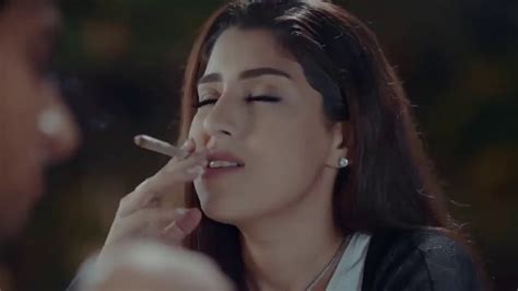 ايتن عامر تدخن Smoking Arab Hd Youtube