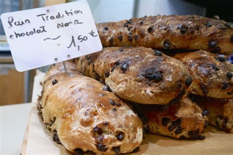 Breads With Raisins And Chocolate Chips For Sale