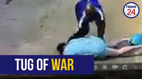 Watch Joburg Police Catch Suspected Handbag Snatcher Who Wrestled Woman To The Ground Youtube