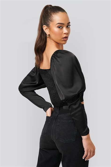 Cropped Puff Sleeve Satin Blouse Noir Na