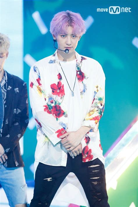 Kpop exo exo kokobop foto sehun exo lay exo sehun oh chanyeol baekhyun park chanyeol chanbaek exo ot12. Chanyeol - EXO KOKOBOP | Park chanyeol, Exo kokobop, Chanyeol