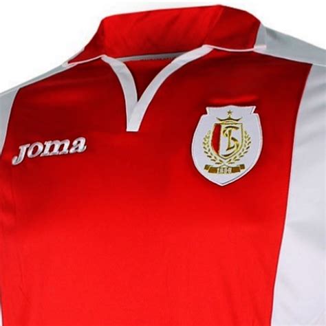 Fue fundado en 1900 y juega en la primera división de bélgica. Camiseta de fútbol Standard Lieja (Liege) Home 2014/15 - Joma - SportingPlus - Passion for Sport