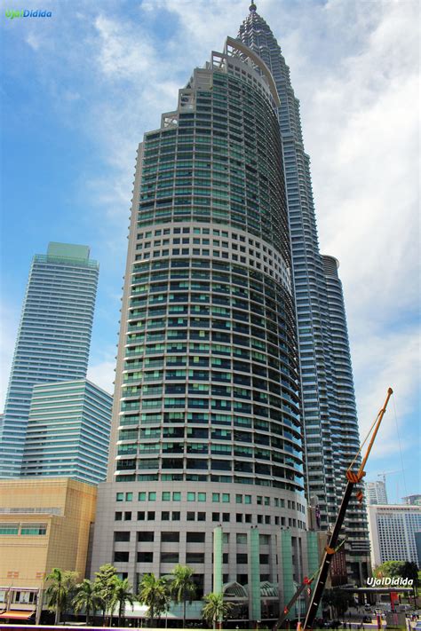 Menara Maxis Formerly Ampang Tower Kuala Lumpur Klcc Roche