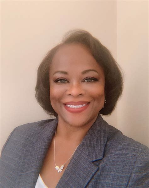 Starting A Business Over 55 Advice From Jpmorgan Chase Senior Business Consultant Darla Harris