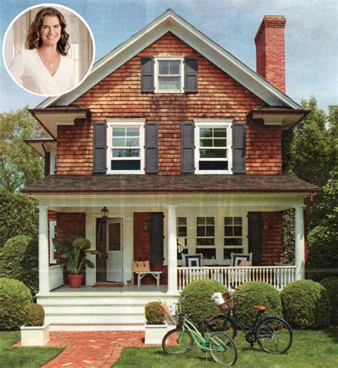 Brooke Shields At Home In The Hamptons House Exterior Hamptons House