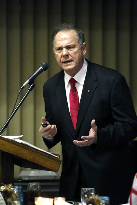 alabama chief justice refuses to recognize same sex marriage tells probate judges to defy
