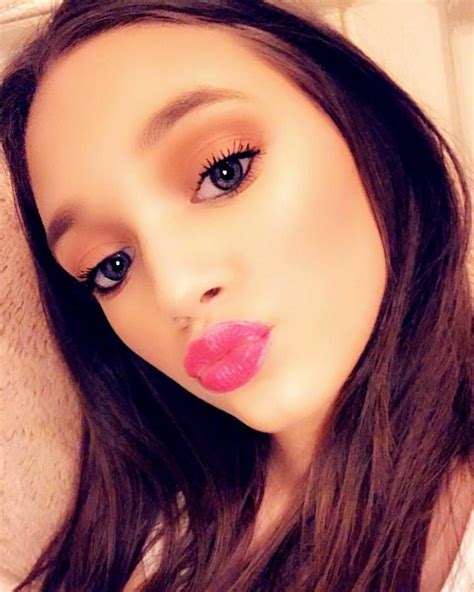 Prettiest Girl 💖😍 Thephoebetomlinson On Snapchat Pretty Girls