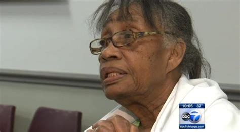 Great Grandmother 82 Hospitalized After Chicago Police Raid Wrong Home