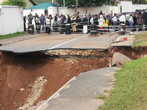 South Africa Deadly Floods And Landslides Hit Kzn And Eastern Cape