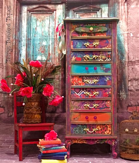 10+ Gypsy Boho Painted Furniture – HOMYRACKS
