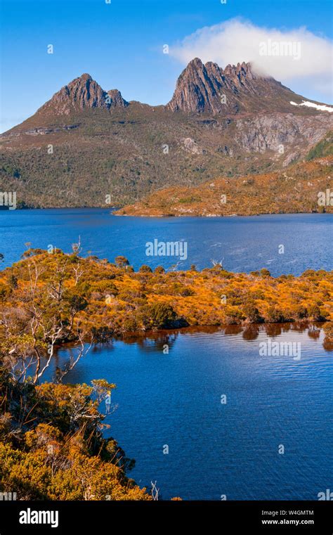 Dove Lake And Cradle Mountain Tasmania Australia Stock Photo Alamy