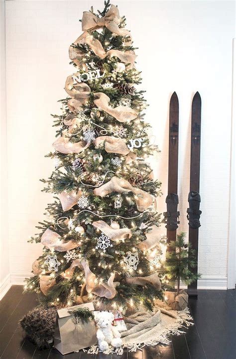 80 Beautiful Christmas Tree Decorating Ideas You Should Try 31