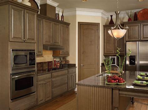 Kitchen cabinets are a crucial consideration for all contemporary kitchens, whether you are just redecorating your new mobile home or constructing a whole new kitchen. Mobile Home Kitchen Cabinets | Kitchen Cabinets in ...