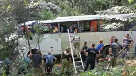 Bursa da tur otobüsü devrildi Ölü ve yaralılar var Medya Tilkisi