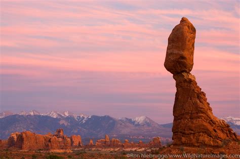 Balanced Rock Arches National Park Utah Photos By Ron Niebrugge
