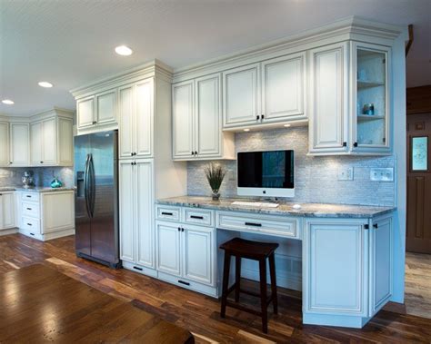 When buying inexpensive kitchen cabinets online you can save up to 50% compared to the big box retailers. Buy Pearl Kitchen Cabinets Online