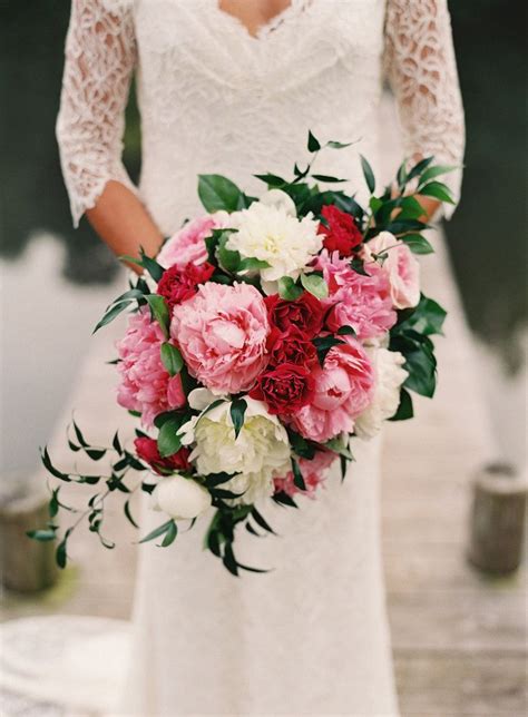 20 Breathtaking Peony Wedding Bouquet