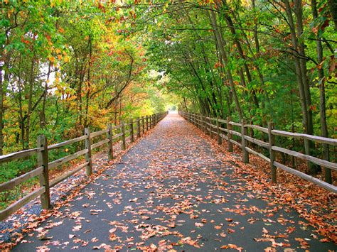 The Absolute 10 Best Paved Walking Trails In Ct The Connecticut Explorer