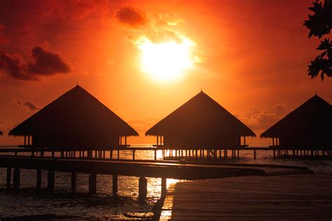 5 Captivating Photos Of Sunsets In Maldives