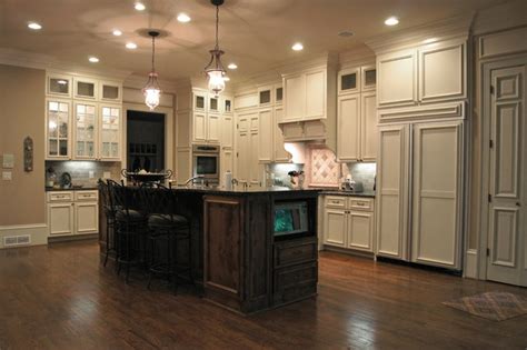 That said, the finish for kitchen cabinets is what adds aesthetic value and gives your kitchen a unique personality. KITCHEN cabinets - Traditional - Kitchen - atlanta - by ...