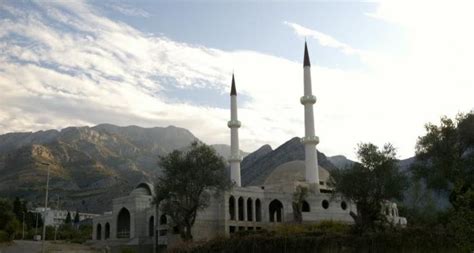 Montenegro Religion Und Religionsgemeinschaften