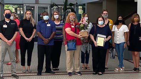 School Of Medicine Honors Staff Members For Outstanding Service Show