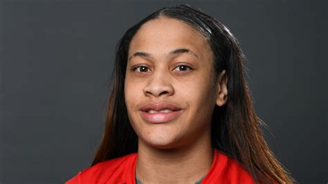Carter Shines In Her Wnba Debut