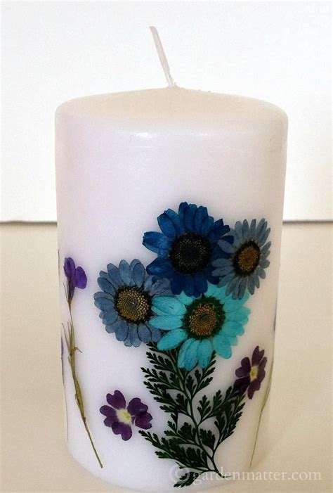 These Pressed Flower Candles Look Great In Any Room And Make Great