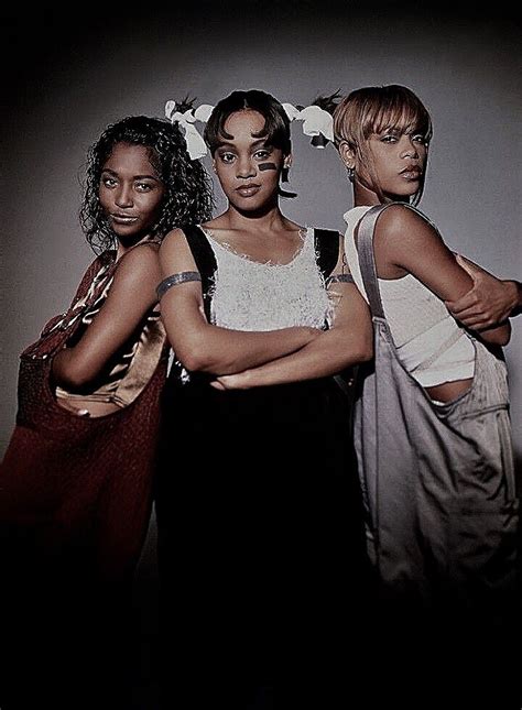Pin By Diamond Perry On Tlc Photoshoot 1994 Hip Hop Outfits Celebs