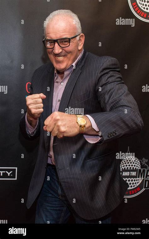 Gerry Cooney Hi Res Stock Photography And Images Alamy