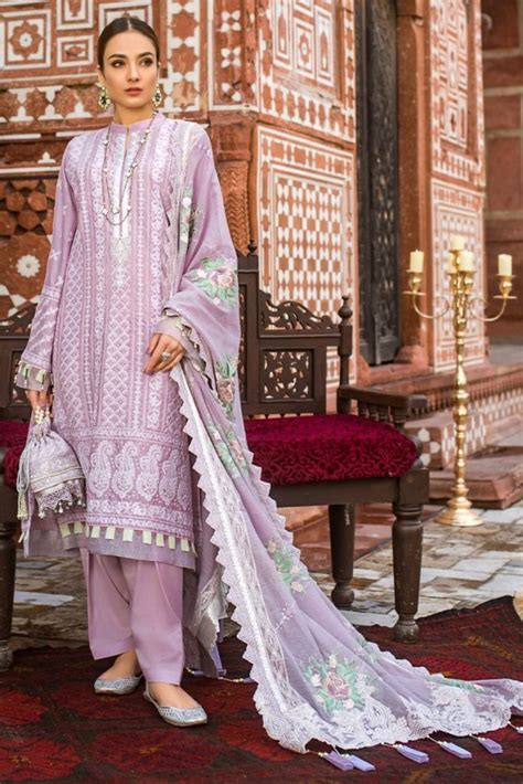 Latest Pakistani Designer Summer Lawn Dresses 1