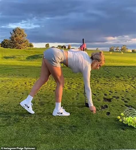 Golf Glamour Girl Paige Spiranac Flaunts Her Physique With Cheeky Flash