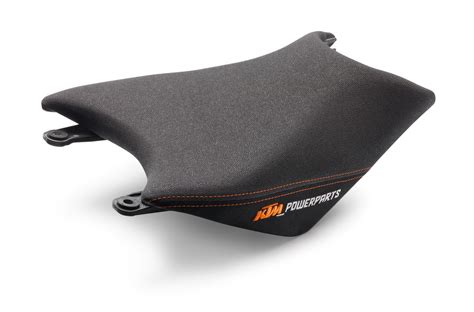The seat height of duke 390 has increased by 15 mm to make space for a larger airbox. AOMC.mx: KTM Ergo Comfort Seat 390 Duke 14-16