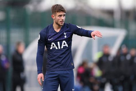 The official tottenham hotspur facebook page. Graham Roberts reacts as Maurizio Pochettino signs new ...