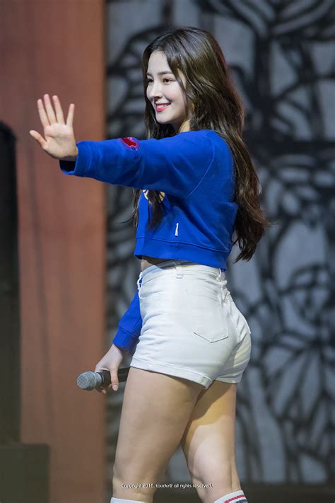 The Most Sexiest Outfit Of Nancy Momoland 900girls