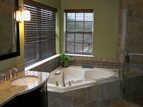 I need to accessorize my corner tub! Corner tub & shower, porcelain tiles. - Contemporary ...